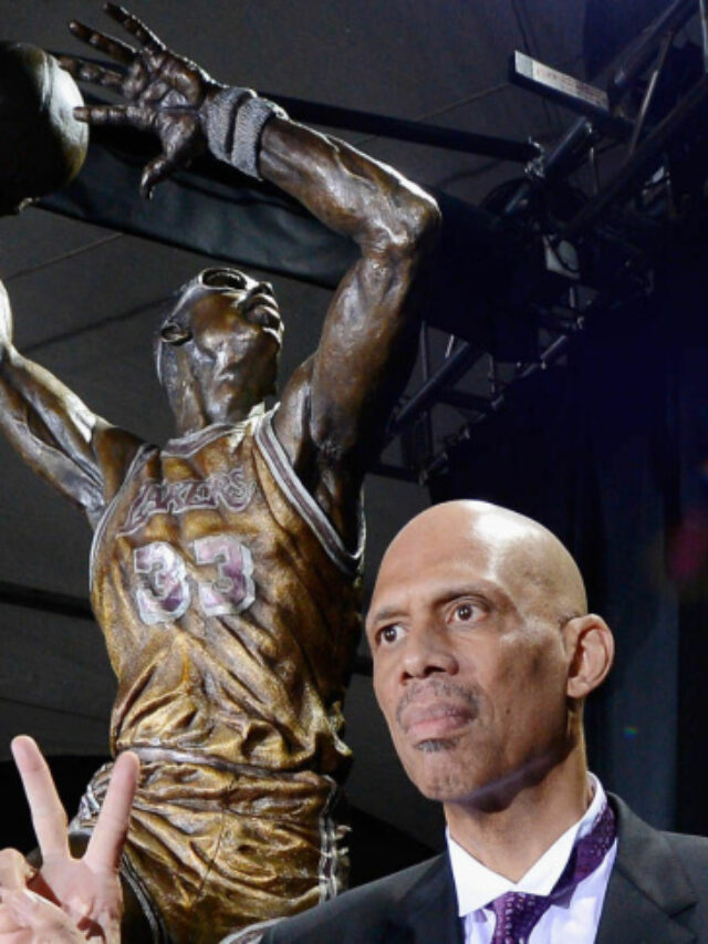 Lakers unveil Kobe Bryant statue at Arena 19-foot bronze statue